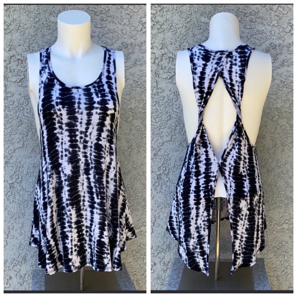 En Creme Blue White Tie Dye Twist Slit Sexy Muscle Tee Tank Top Shirt 👚